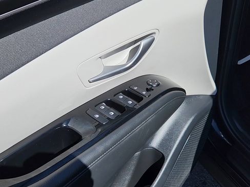 Used 2022 Hyundai Tucson SEL w/ Convenience Package image 7