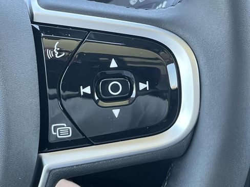 New 2026 Volvo XC90 T8 Plus w/ Protection Package Premier AWD/4WD image 28