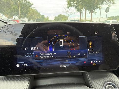 Used 2026 Chevrolet Equinox LT FWD image 8