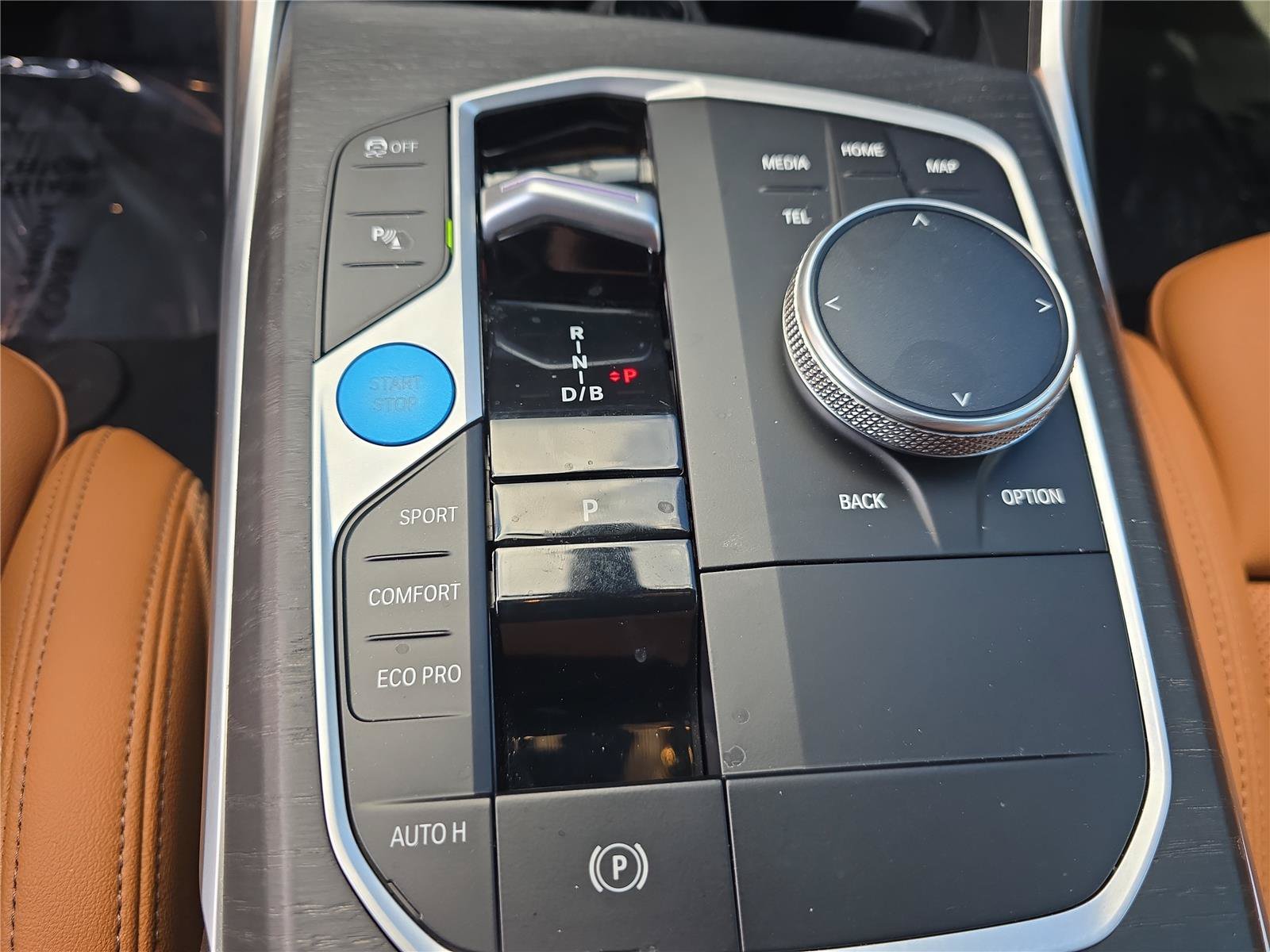 Certified 2024 BMW i4 eDrive35 RWD image 23