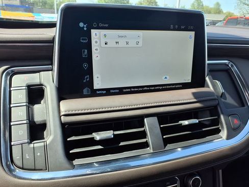 Used 2023 Chevrolet Tahoe LT w/ LT Signature Plus Package RWD image 8