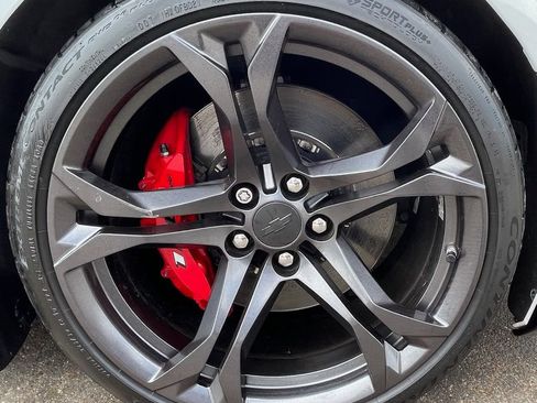 Used 2018 Chevrolet Camaro SS image 14