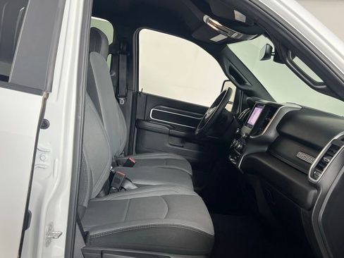 Used 2024 RAM 2500 Big Horn w/ Bed Utility Group image 30