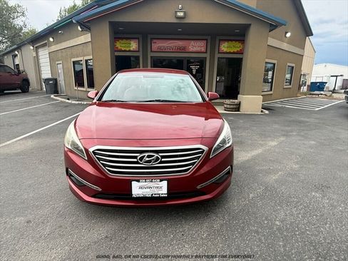 Used 2015 Hyundai Sonata SE FWD image 2