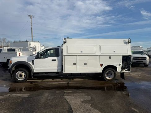 Used 2021 Ford F450 XL w/ Power Equipment Group image 2