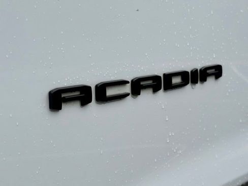 Used 2023 GMC Acadia SLE w/ Driver Convenience Package FWD image 15