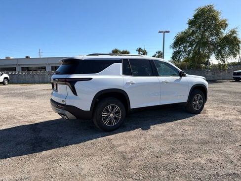 New 2026 Chevrolet Traverse LT w/ Driver Confidence Package image 12