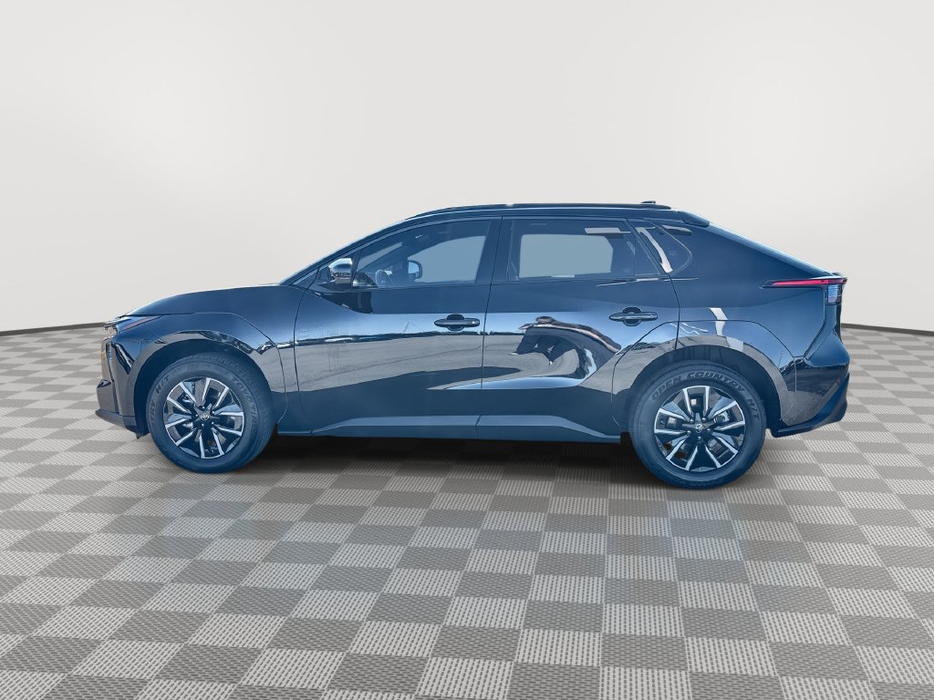 Used 2026 Toyota bZ FWD image 7