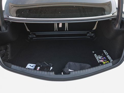 Used 2024 Mercedes-Benz CLE 300 4MATIC Coupe image 24