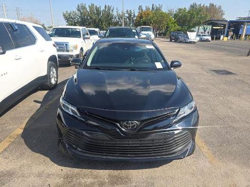 Used 2018 Toyota Camry LE FWD image 2
