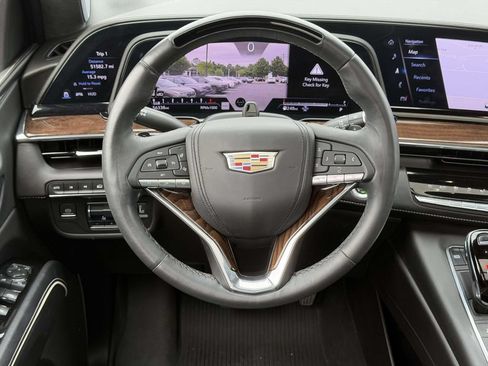 Used 2023 Cadillac Escalade ESV Sport Platinum AWD/4WD image 19