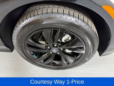Used 2024 Buick Encore GX Sport Touring FWD image 13
