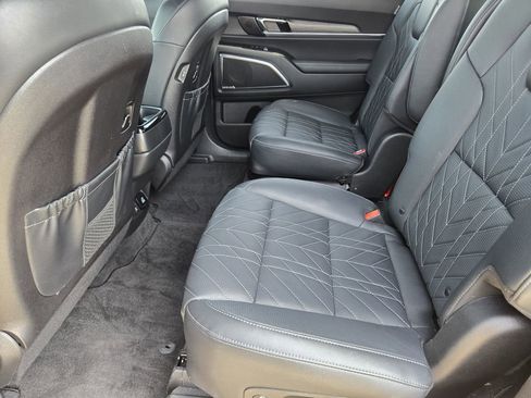 Certified 2024 Kia Telluride SX Prestige X-Line AWD/4WD image 28
