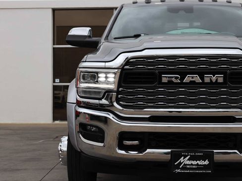 Used 2020 RAM 5500 4x4 Crew Cab image 49