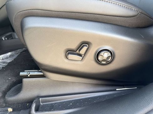 New 2026 Chrysler Pacifica Select FWD image 14