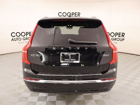 Used 2025 Volvo XC90 B6 Ultra w/ Protection Package Premier AWD/4WD image 24