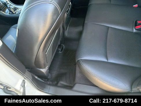 Used 2016 INFINITI Q50 Premium w/ Driver Assistance Package image 31