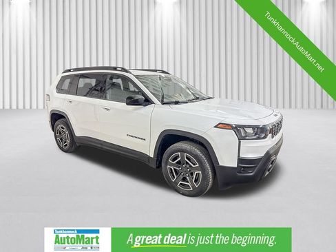 New 2026 Jeep Cherokee Laredo image 1