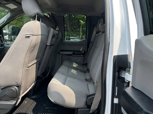 Used 2018 Ford F350 XLT w/ XLT Value Package AWD/4WD image 13