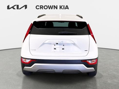 Certified 2023 Kia Niro LX FWD image 6