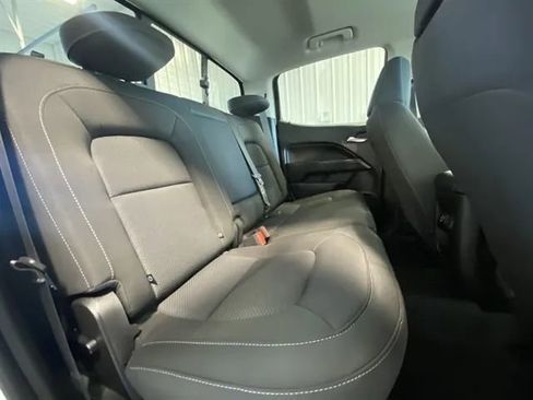 Used 2022 Chevrolet Colorado LT w/ LT Convenience Package AWD/4WD image 21