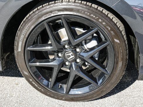 Used 2025 Honda Civic Sport image 13