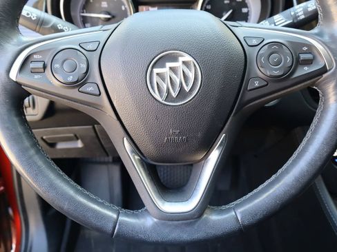 Used 2019 Buick Envision Essence FWD image 12