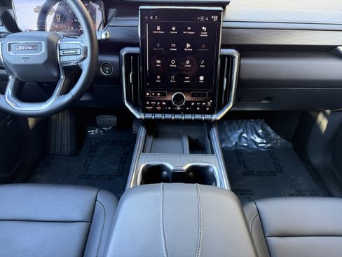 Used 2024 GMC Acadia Elevation w/ Luxury Package image 22