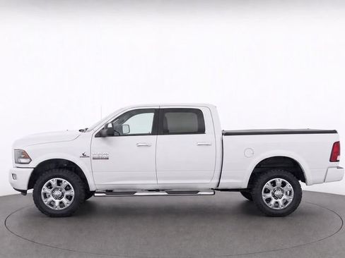 Used 2018 RAM 2500 Big Horn w/ Sport Appearance Group AWD/4WD image 8