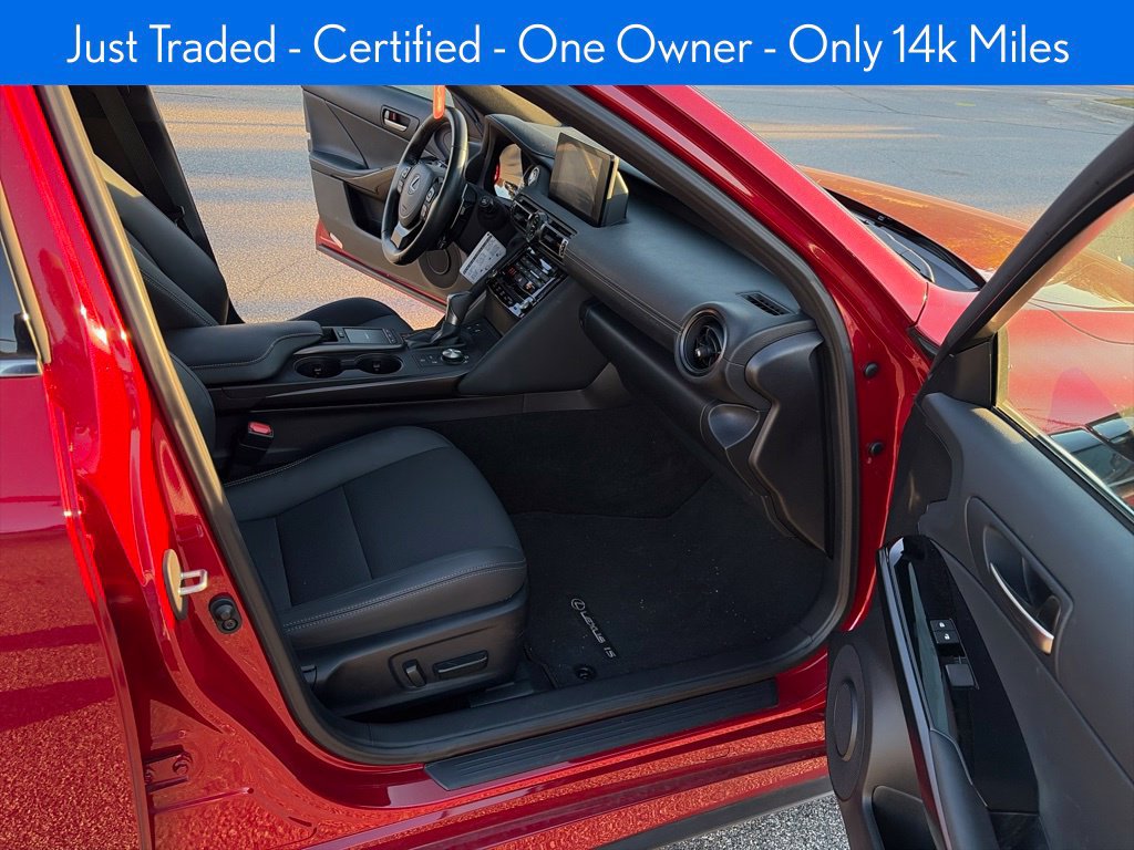 Used 2023 Lexus IS 300 w/ Comfort Package RWD image 16