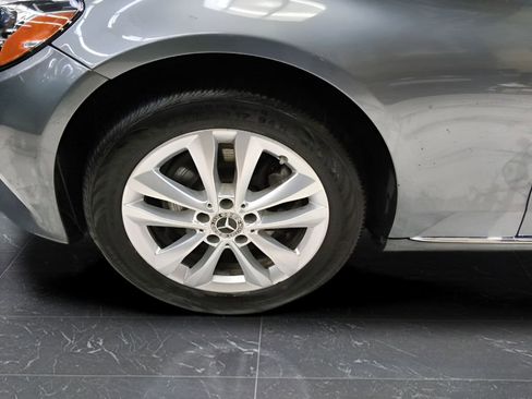 Used 2019 Mercedes-Benz C 300 4MATIC Sedan image 10