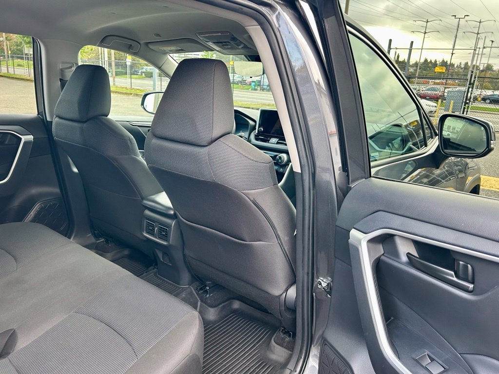 Certified 2023 Toyota RAV4 LE AWD/4WD image 13
