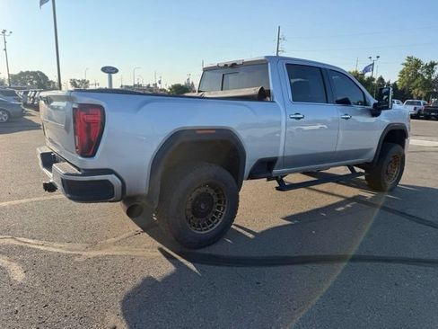 Used 2020 GMC Sierra 2500 Denali w/ Denali Ultimate Package AWD/4WD image 10