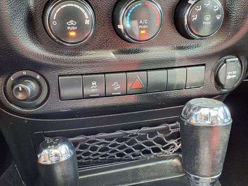 Used 2017 Jeep Wrangler Unlimited Sport w/ Quick Order Package 24S image 10