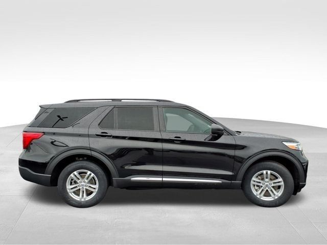 Certified 2023 Ford Explorer XLT w/ Class IV Trailer Tow Package AWD/4WD image 10
