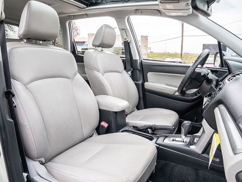 Used 2015 Subaru Forester 2.5i Limited w/ Popular Package #2 image 21