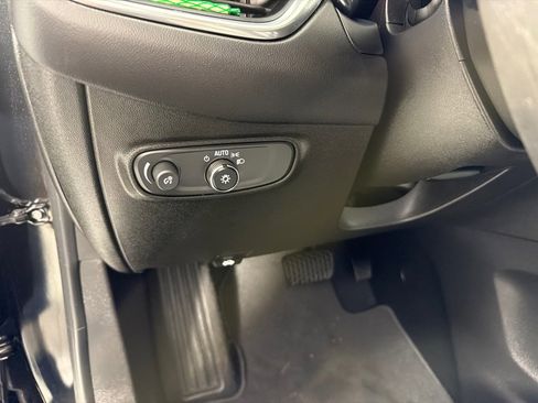 Used 2020 Chevrolet Equinox LS AWD/4WD image 14