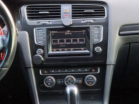 Used 2015 Volkswagen GTI Autobahn FWD image 17