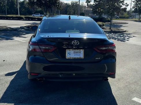 Used 2024 Toyota Camry XLE image 7