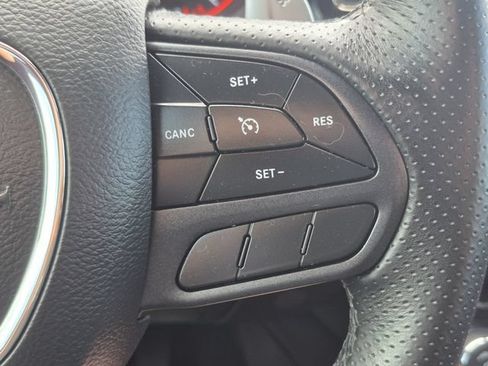 Used 2025 Dodge Durango GT AWD/4WD image 13
