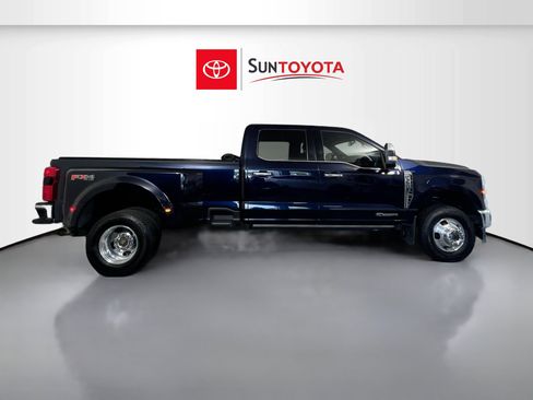 Used 2024 Ford F350 King Ranch w/ Chrome Package image 2