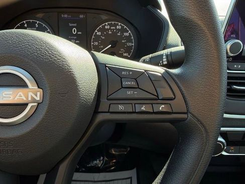 Certified 2025 Nissan Altima 2.5 S FWD image 23