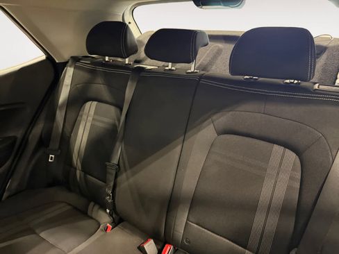 Used 2025 Hyundai Venue SEL FWD image 14