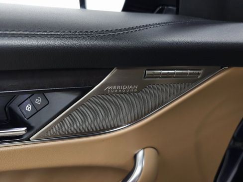 Used 2022 Jaguar F-PACE S image 16