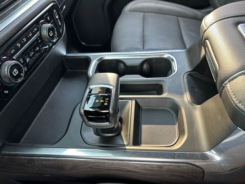 Certified 2022 Chevrolet Silverado 1500 LTZ w/ Z71 Off-Road Package image 40