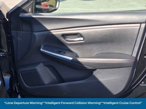 Used 2025 Nissan Sentra SR image 9