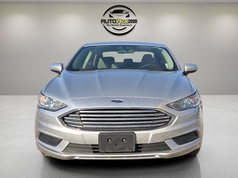 Used 2018 Ford Fusion S FWD image 2