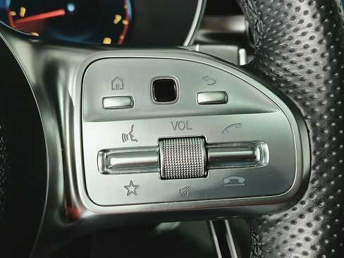 Certified 2020 Mercedes-Benz GLC 300 4MATIC image 29