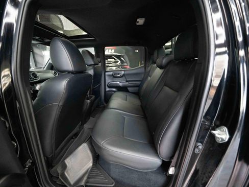 Used 2023 Toyota Tacoma TRD Sport w/ TRD Premium Sport Package image 22