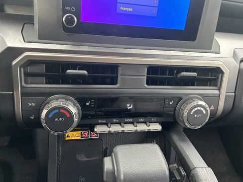 Used 2025 Toyota 4Runner TRD Off-Road image 28